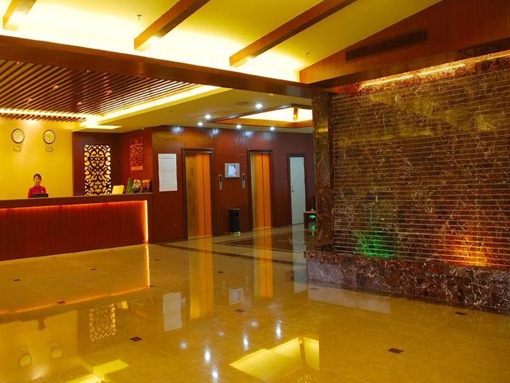 Vienna Hotel Guangzhou Shaheding Metro Station Buitenkant foto